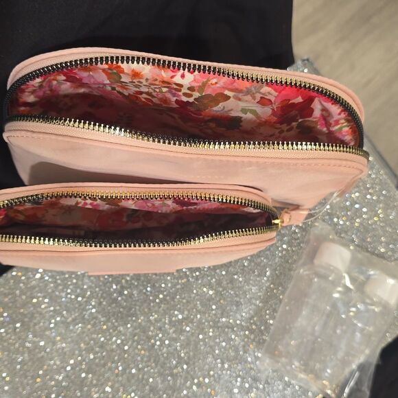 Ted Baker London 3-PC  Cosmetic Bag Set- Cloud Pink - Picture 10 of 11